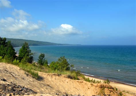 Road Tours To Reach A Great Lakes Beach In Michigan MARVAC