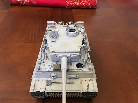 German Tiger I Early Production Tank Plastic Model Tank 1 35
