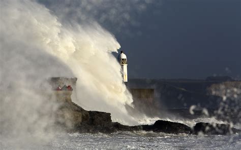 Storm Ophelia continues to bring disruption across the UK - Yachting ...