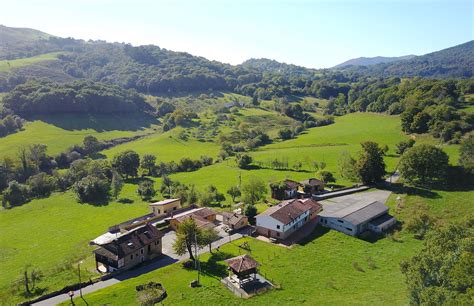 This entire Spanish village is for sale in Asturias ...