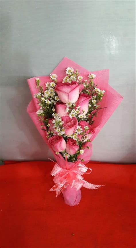 Selain bunga ini sebetulnya ada jenis bunga lainnya, akan tetapi yang sering digunakan ialah bunga mawar. Paling Bagus 19+ Gambar Buket Bunga Pink - Gambar Bunga Indah