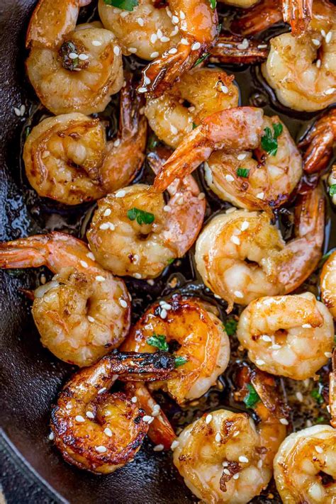 6 minutes ingredients 1lb medium uncooked shrimp 1/2 cup extra virgin olive oil… Easy Honey Garlic Shrimp (With images) | Food, Honey ...