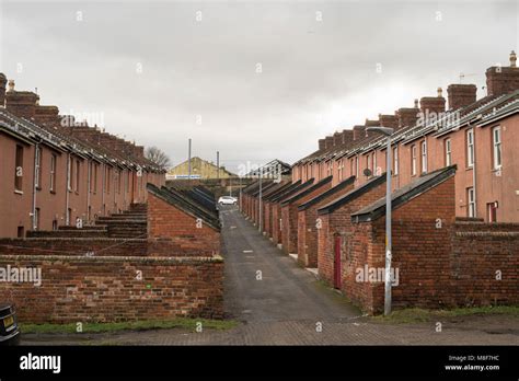 Back To Back Housing Houses Hi Res Stock Photography And Images Alamy