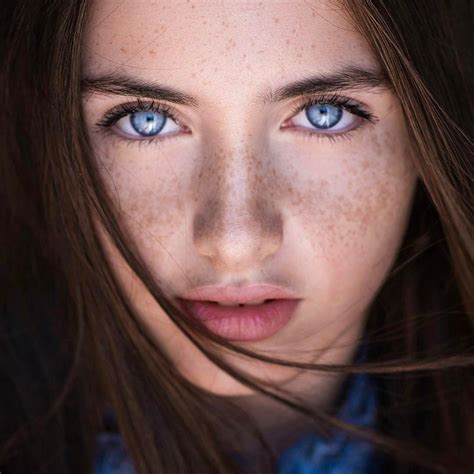 Beautiful Freckles Gorgeous Redhead Pretty Face Brown Hair Blue Eyes Girl Girls With Red