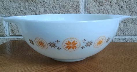 Pyrex Town And Country Cinderella Mixing Bowl Large 4 Quart Etsy