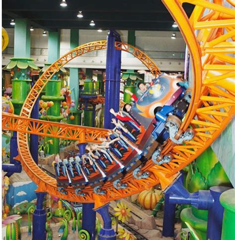 As the largest indoor theme park in malaysia, there are various rides for you to choose from, such as the thrilling roller coaster indoor rides. 10 Family-Friendly Activities In KL