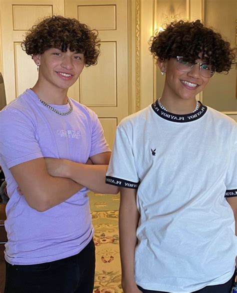 Pin By Me Sanders On Tik In 2021 Twin Guys Boys With Curly Hair