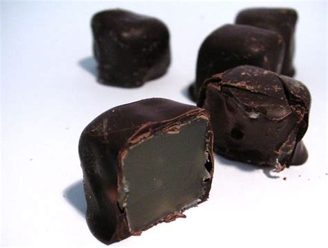 140 g chocolate coated turkish delight with pistachio. Chococo Chocolate Dipped Turkish Delight Review