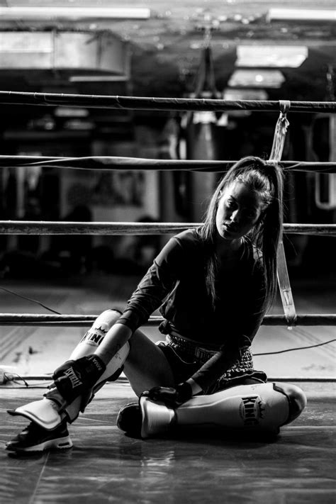 Pin By Elmedinaa On Una Pasión Deporte Kick Boxing Girl Boxing Girl Women Boxing