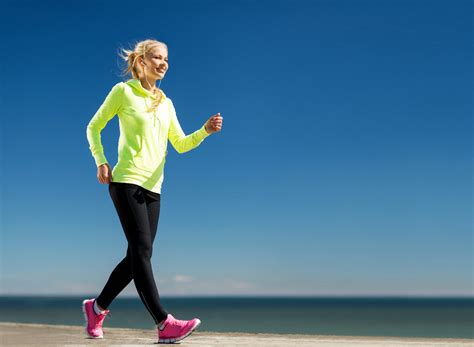 22 Pro Tips For Walking To Lose Weight