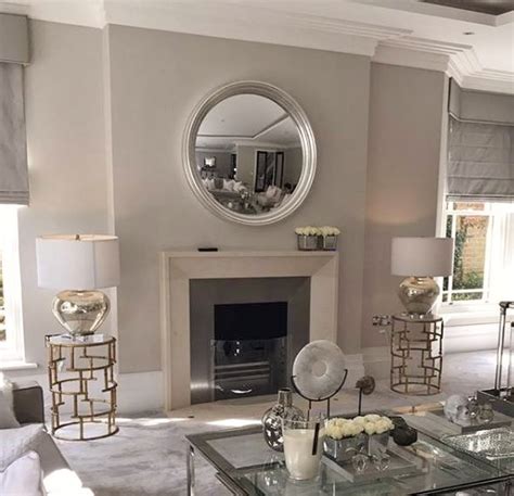 Mirrors above the fireplace are a timeless decor strategy. Convex and round mirrors over a fireplace - top tips Omelo ...
