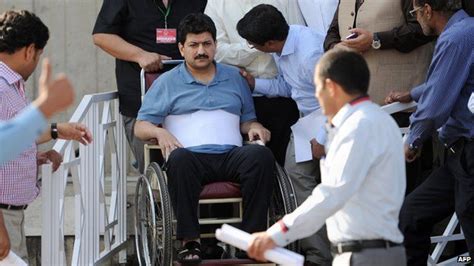 Pakistans Isi Wins Apology Over Claim It Shot Hamid Mir Bbc News