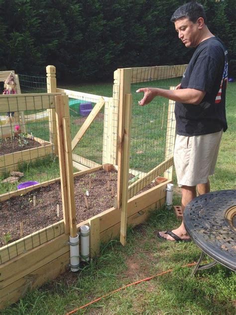 Building a raised vegetable garden can be simple, fun, and when grown organically will be far healthier than most of the veggies we get from the chain stores. Good Removable Garden Fence How To Keep The Garden Fencing In Good Shape? Ideas For Home ...
