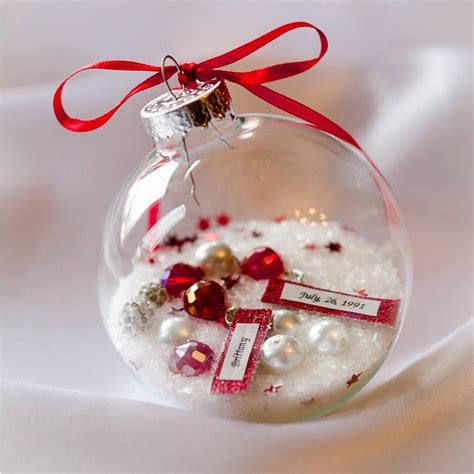 23 Breathtaking Ways To Dress Up A Plain Plastic Or Glass Ornament Hometalk