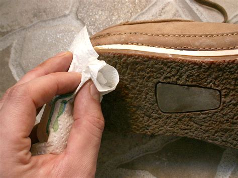 Do you get a kick out of blowing and popping gum? 7 Ways to Remove Gum from a Shoe - wikiHow