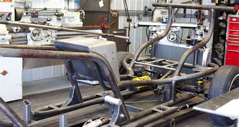 I do use a compressor and spray gun, but the epoxy paint i use is also. V8 Trike kits