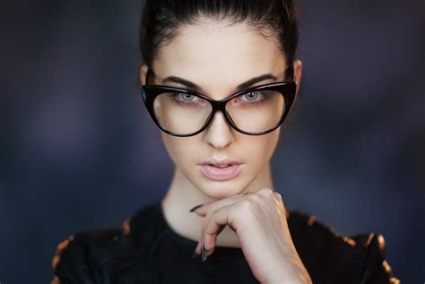 Women Eyes Face Alla Berger Brunette Portrait Glasses Fake