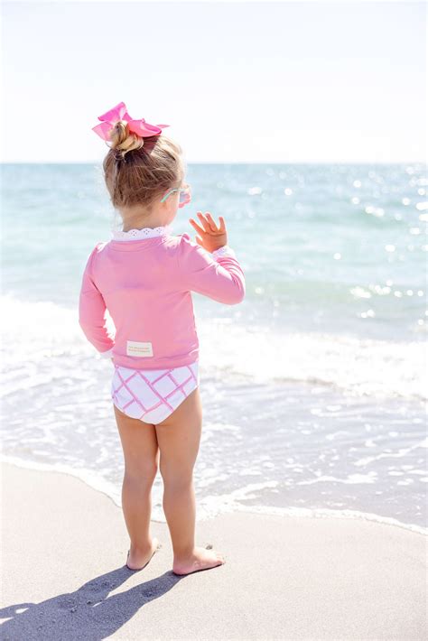 Winnie S Wave Spotter Swim Shirt Hamptons Hot Pink With Worth Avenue The Beaufort Bonnet Company