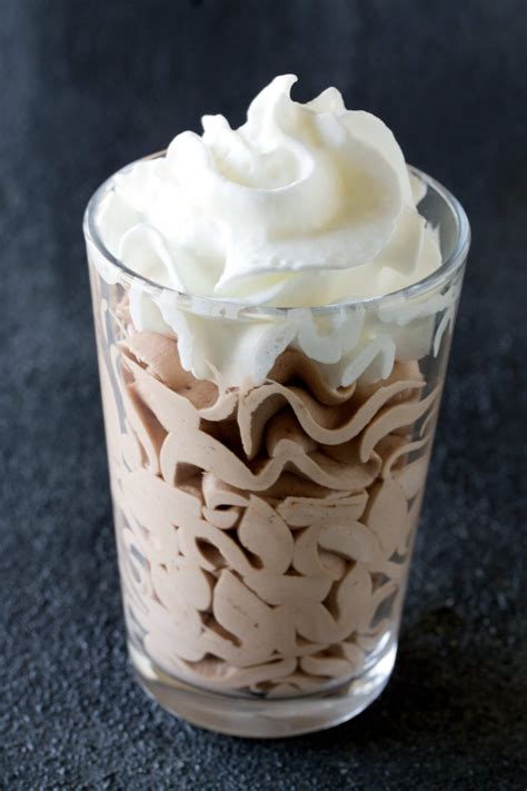 What kind of heavy cream is used, refrigerated or canned? Quick and Easy Nutella Mousse