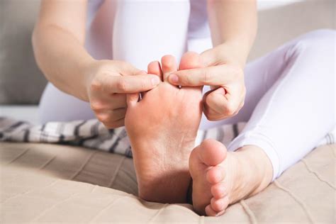 toe cramps 12 causes and home remedies