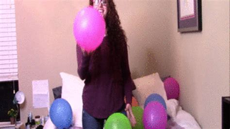 Sadie Starr Pops A Bunch Of Balloons Sydneypaigex Clips Clips4sale