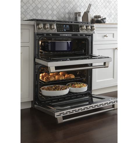 Ge Café Series 30 Slide In Front Control Gas Double Oven With