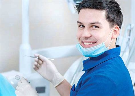 ویژگی های یک دندانپزشک خوب ملاک های تشخیص بهترین دندان پزشک دندون پزشک تهران