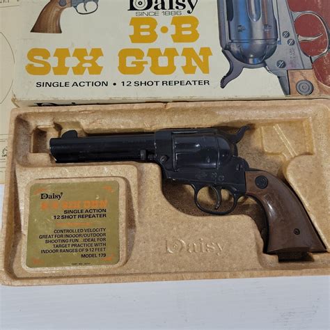 Vintage Daisy Bb Six Gun Model Spittin Image Shot Repeater