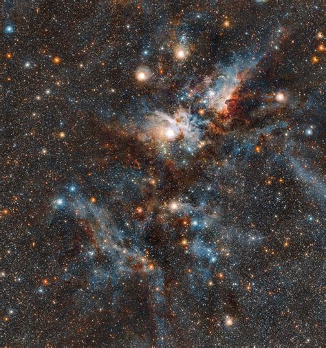 Telescope Pierces Into One Of The Biggest Nebulae In The Milky Way To