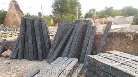 Natural Cleft Black Basalt Kerbstone From Viet Nam