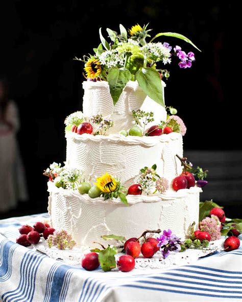 Unbelievable wedding cake fillings : 32 Amazing Wedding Cakes You Have to See to Believe ...