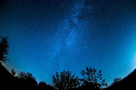3840x2560 Constellation Dark Evening Exploration Low Angle Shot