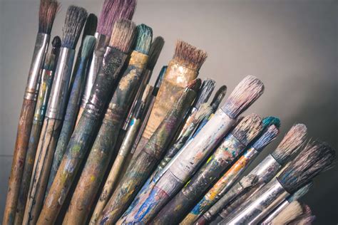 3 Common Acrylic Painting Mistakes and Ways to Fix Them ... To understand what the main mediums are and what they're used for can really help you down the road to elevate your paintings.