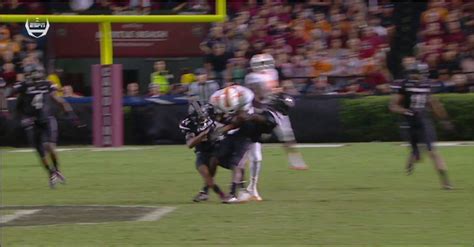 South Carolina Defender Ejected For Targeting Caused By Offensive Player Fanbuzz