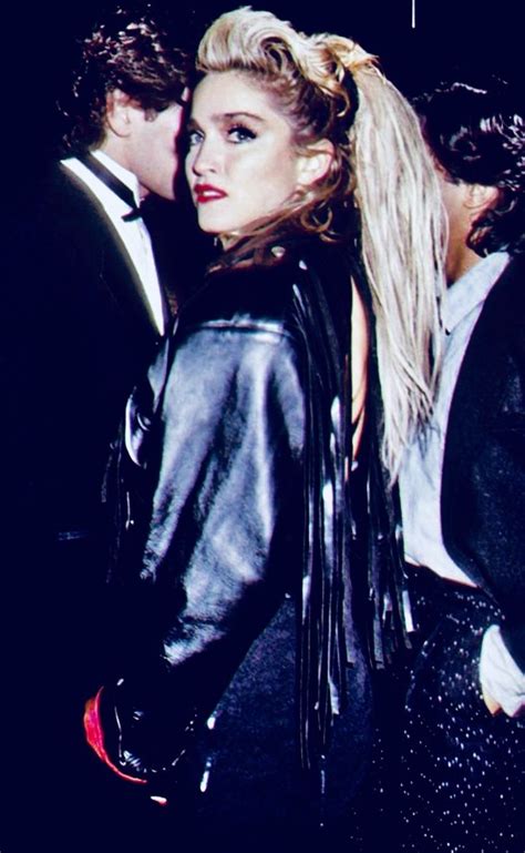 Pin By Madonna 80s Archive On American Music Awards American Music