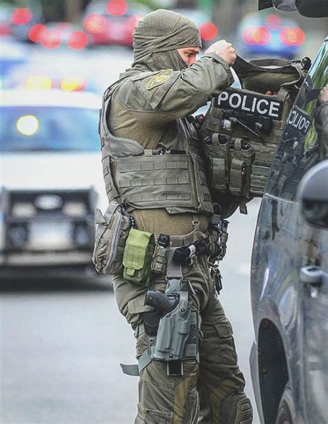 Pin By C Clark On Ranger Green Loadouts Swat Gear Police Tactical