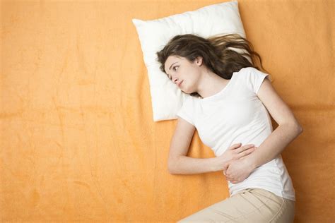 Dolor menstrual Alívialos con estos remedios naturales FMDOS