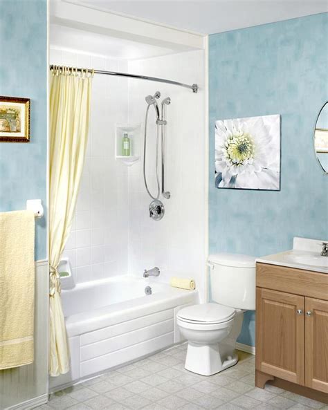 Enjoy your SUNNY Easter weekend! ☀️ 🐰 Call Bath Fitter at 1-888-378