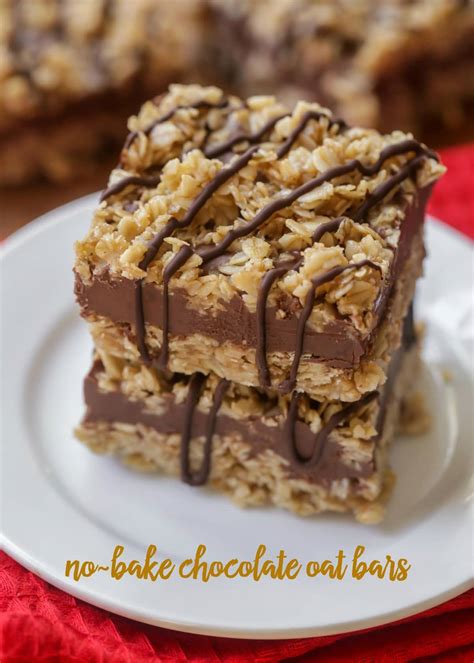 Easy to follow video and picture no bake chocolate oat bars recipe | peanut butter chocolate bars. No bake Chocolate Oat Bars | Lil' Luna