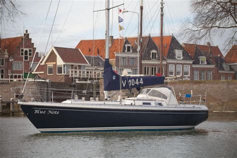 With our team of specialists we guarantee our added value to our customers with relevant knowledge, quality, speed and 24/7 accessibility. 1992 Victoire 1044 Cruiser for sale - YachtWorld