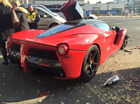 Unlucky Driver Crashes His Laferrari Moments After Leaving The