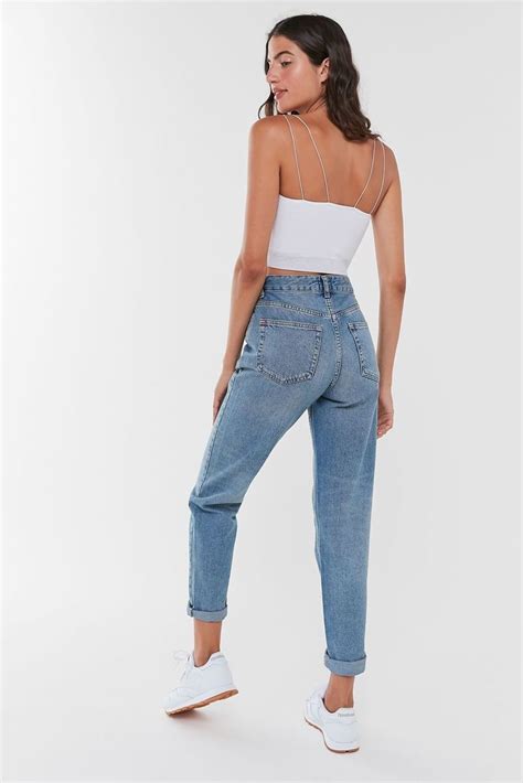 Bdg High Waisted Mom Jean Light Wash In 2020 High Waisted Mom Jeans