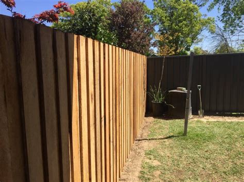 Lapped Hardwood Fence Fencit