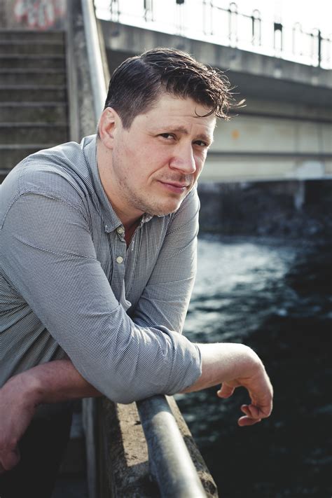 Trying to become more capable every day. Thomas Frank | una.knipsolina fotografie