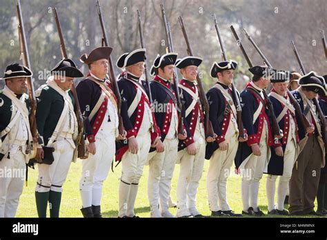 American Revolutionary War Uniform Hi Res Stock Photography And Images