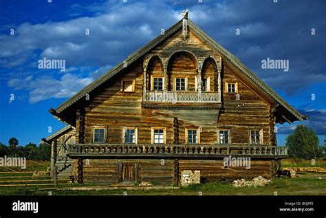 Traditional Russian Wooden Houses 19th Early 20th Century Vasilevo