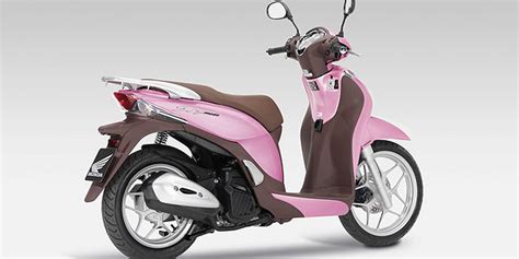 The click 125i is powered by a. Honda in the pink with new SH Mode 125 scooter | Motoring ...