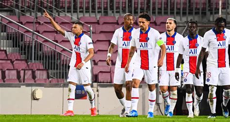This rb leipzig live stream is available on all mobile devices, tablet, smart tv, pc or mac. RB Leipzig : Les dernières news et infos du club