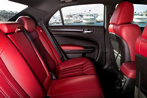 2013 Chrysler 300s Rear Seats