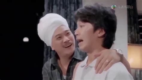 Về châu tinh trì, từ diễn xuất thành công trong những bộ phim như đại thoại tây du, đội bóng thiếu lâm, thần bài,…hiện tài tử đã trở thành vị đạo diễn rất mát tay. Phim thần bài.châu tinh trì hài hước hay nhất - YouTube